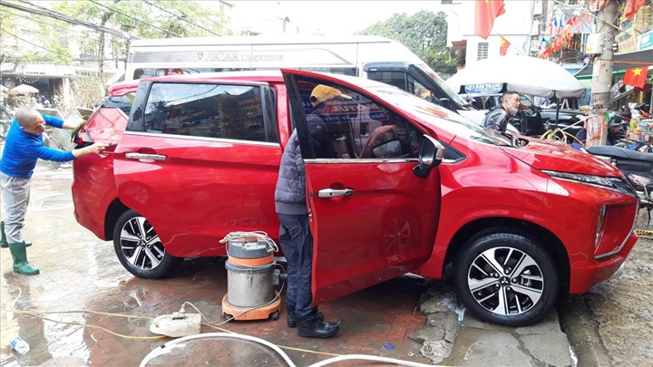 Thợ rửa xe lái ô tô của khách gây tai nạn, chủ xe có liên đới