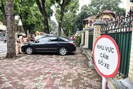 Đỗ xe sai quy định