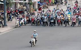 Vượt đèn đỏ bị phạt bao nhiêu tiền