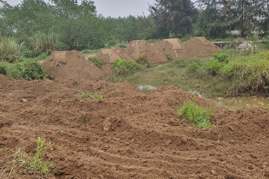 Vi phạm các quy định về sử dụng đất đai