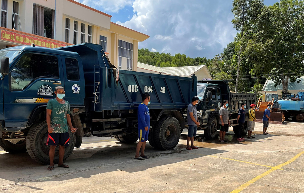 Khai thác cát trái phép bị xử phạt như thế nào?