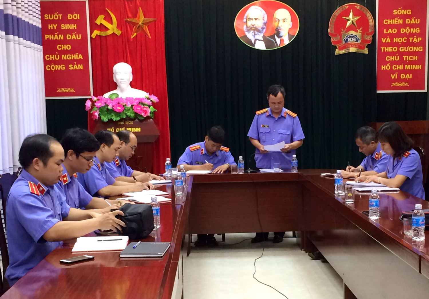 Quyết định 282/QĐ-VKSTC ngày 15/10/2012