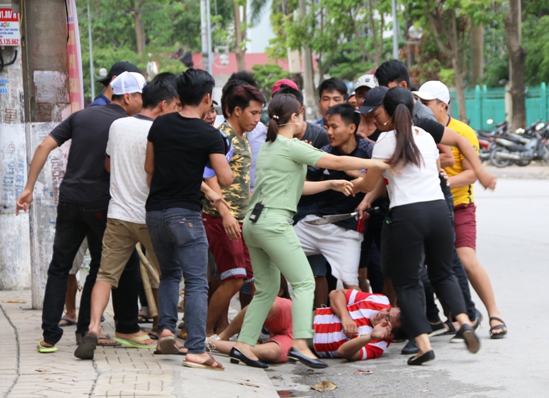 Tội gây rối trật tự công cộng bị xử phạt như thế nào?