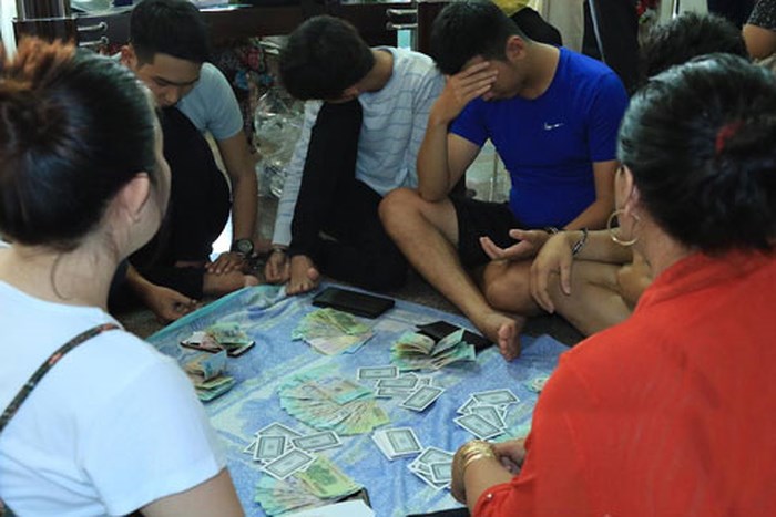 Hành vi tổ chức đánh bạc bị xử lý như thế nào theo quy định của pháp luật