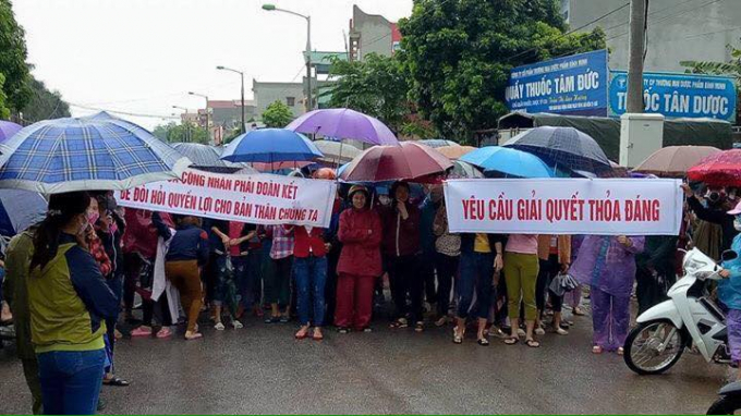 Thẩm quyền giải quyết yêu cầu của tập thể lao động khi ngừng đình công