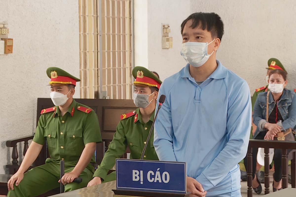 Đâm chết bạn nhậu vì đòi về sớm bị phạt bao nhiêu năm tù