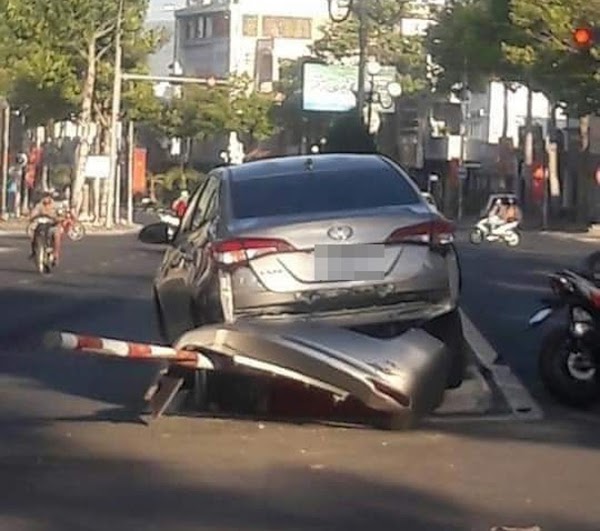 Khi nào lùi xe sẽ bị phạt theo quy định của pháp luật