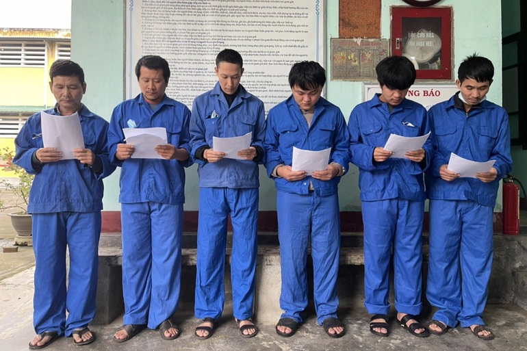 Làm giấy tờ giả có bị truy cứu trách nhiệm hình sự không