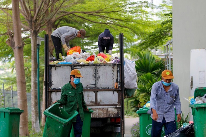 Tính phí rác thải theo… kg từ năm 2022