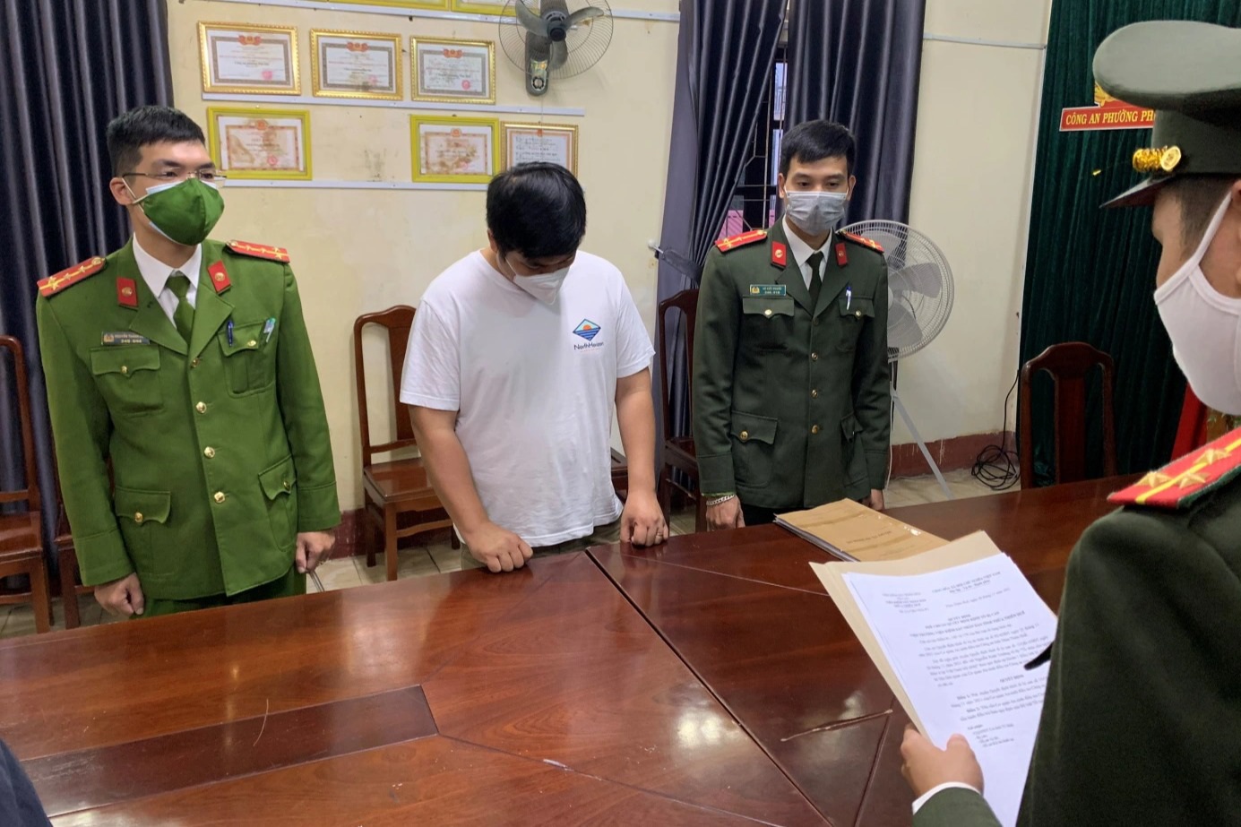 Yểm trợ cho nước ngoài nhập cảnh trái phép bị xử lý như thế nào