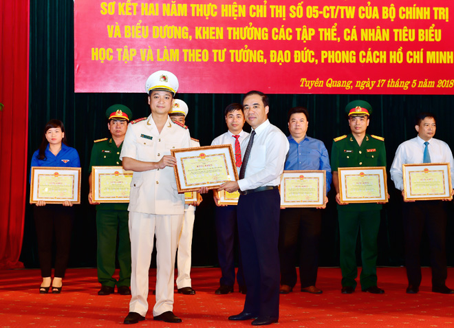 Quyết định 524/QĐ-TANDTC-TĐKT năm 2021