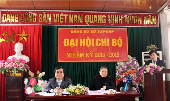 Nhiệm vụ của phó bí thư chi bộ là gì?