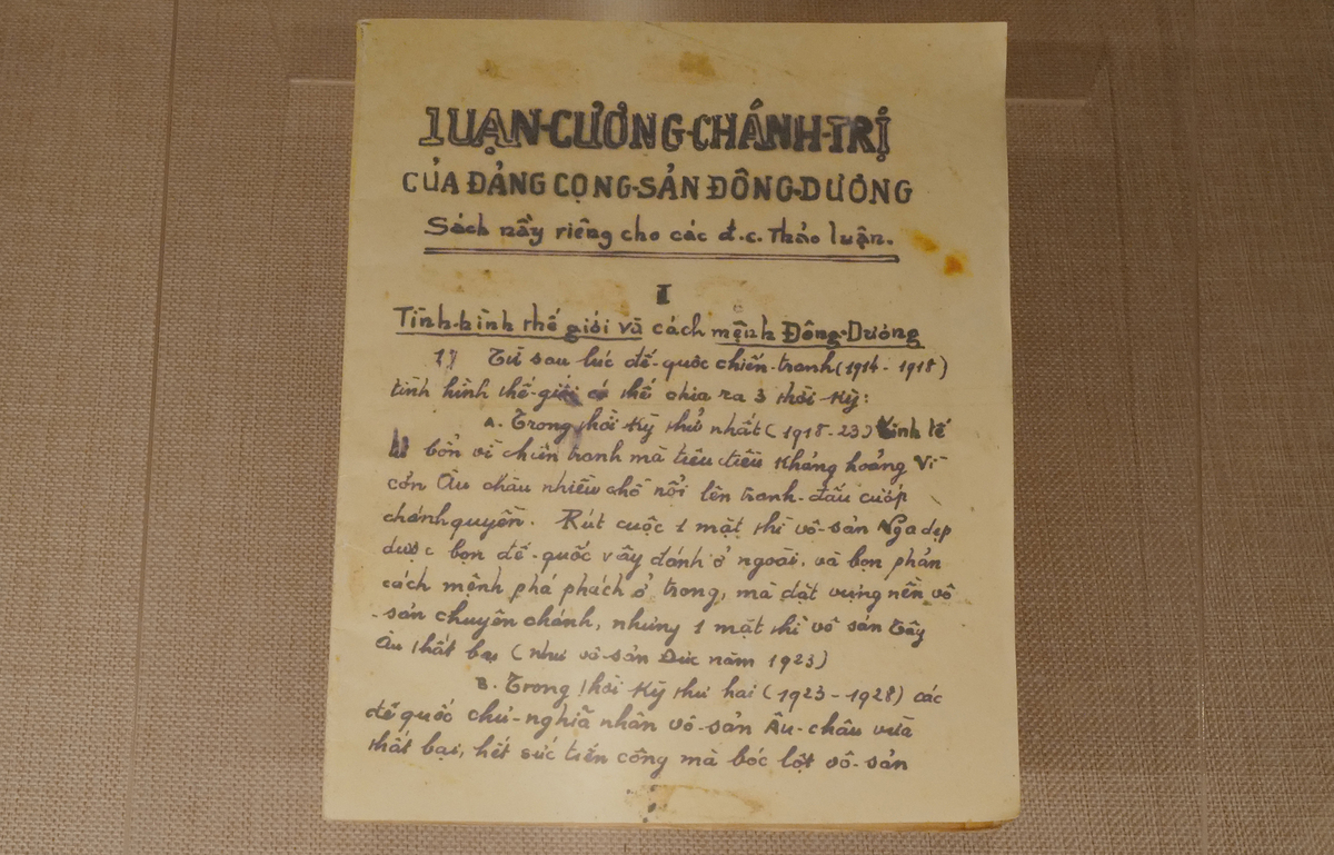 Hướng dẫn lập bảng so sánh cương lĩnh chính trị và luận cương