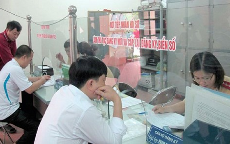 Mua xe máy xong bao lâu phải đăng ký?