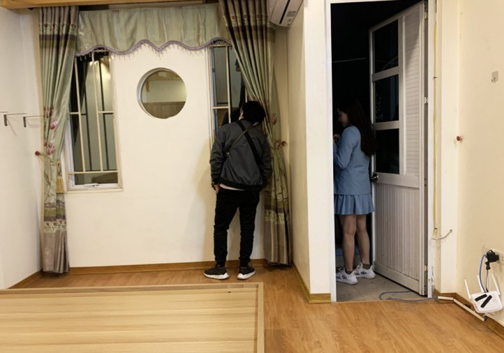 Nam và nữ thuê chung một phòng trọ, có được không?