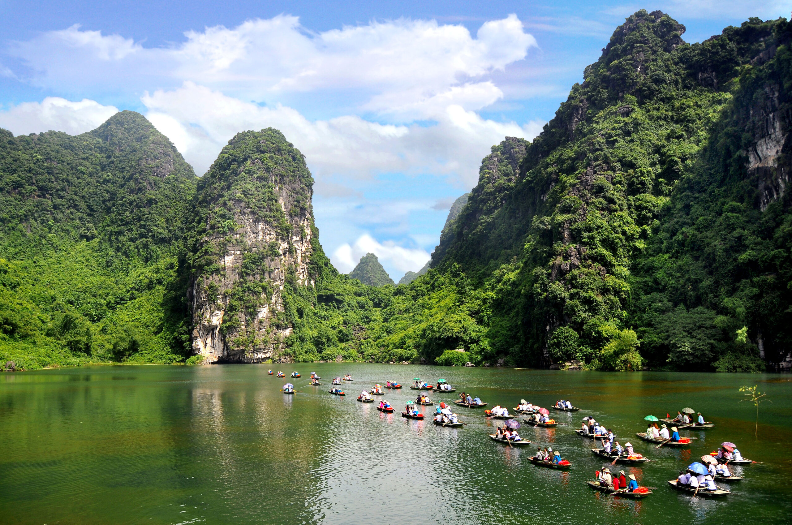 Cơ quan thẩm định và cấp giấy phép kinh doanh dịch vụ lữ hành nội địa