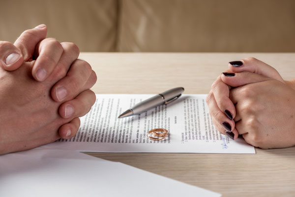 Mẫu đơn khởi kiện thuận tình ly hôn mới quy định ra sao