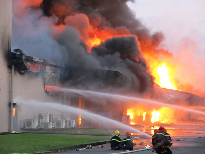 Phí bảo hiểm cháy nổ nhà xưởng
