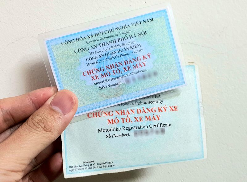 Giấy tờ gốc xe ô tô gồm những gì?