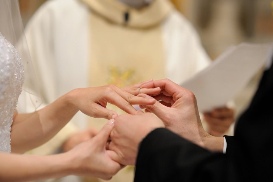 Phép tha trong hôn nhân Công giáo là gì?
