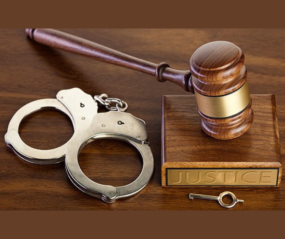 Án treo có được đi làm không?