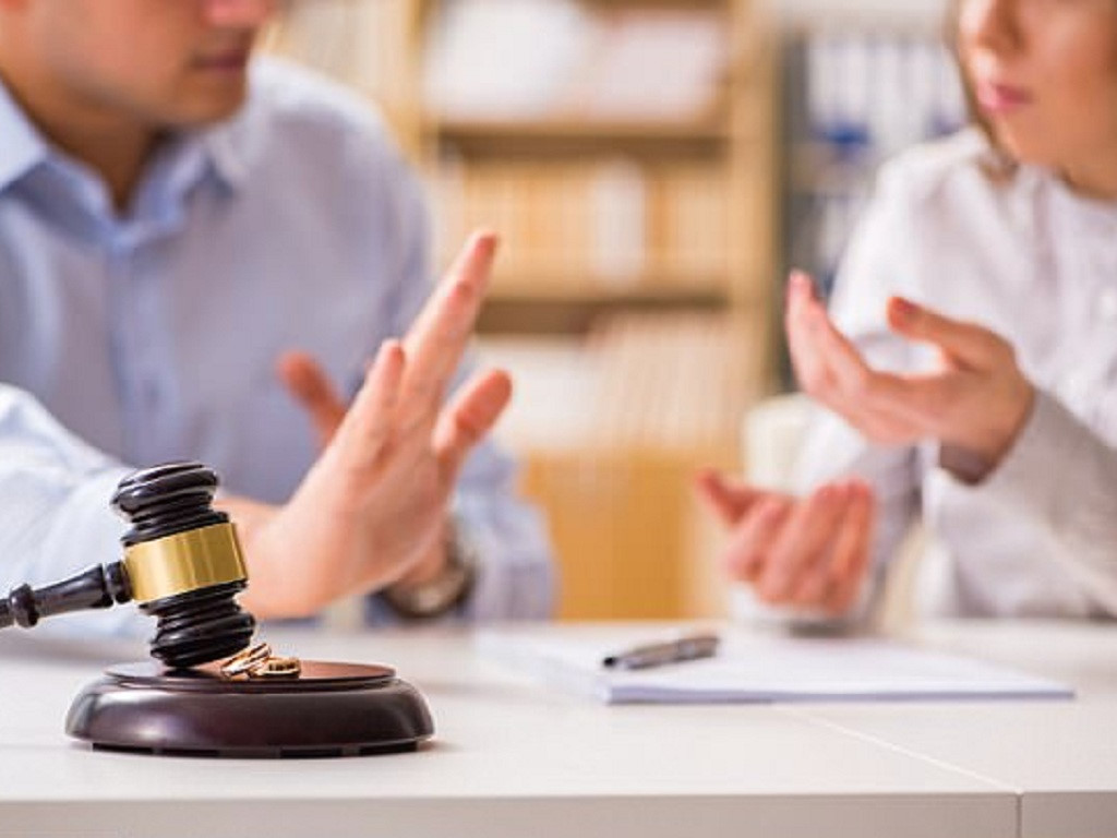 Có khẩu tại nhà chồng nhưng ly hôn có bị mất khẩu không