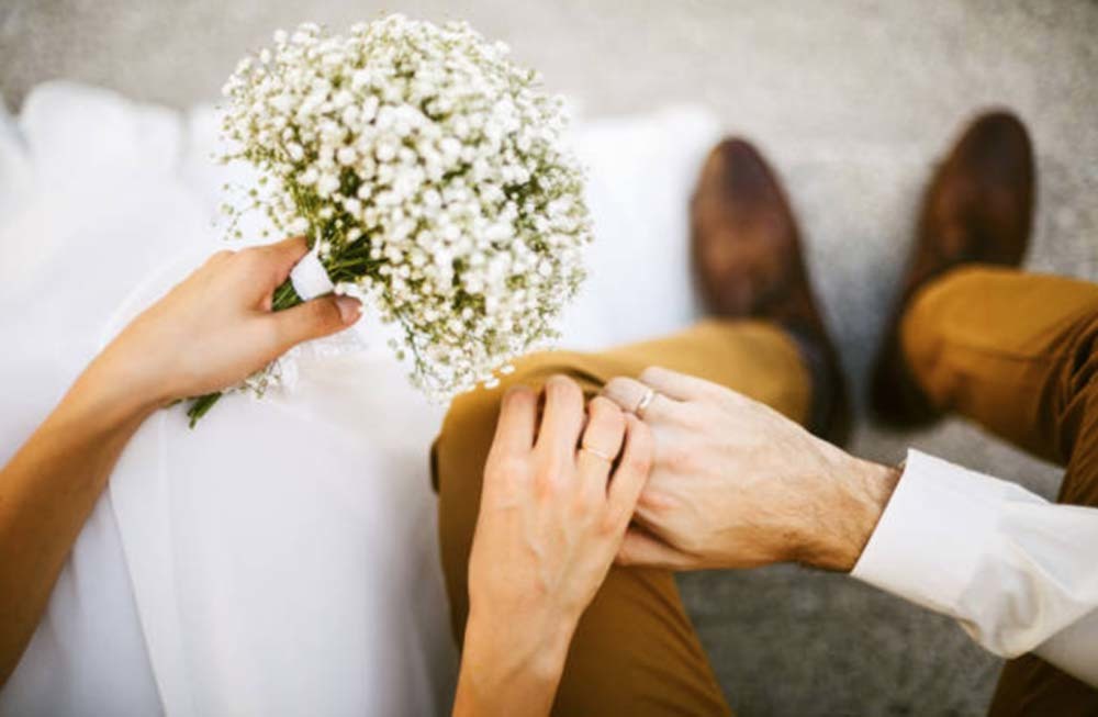 Có nên đăng ký kết hôn trước khi cưới không?