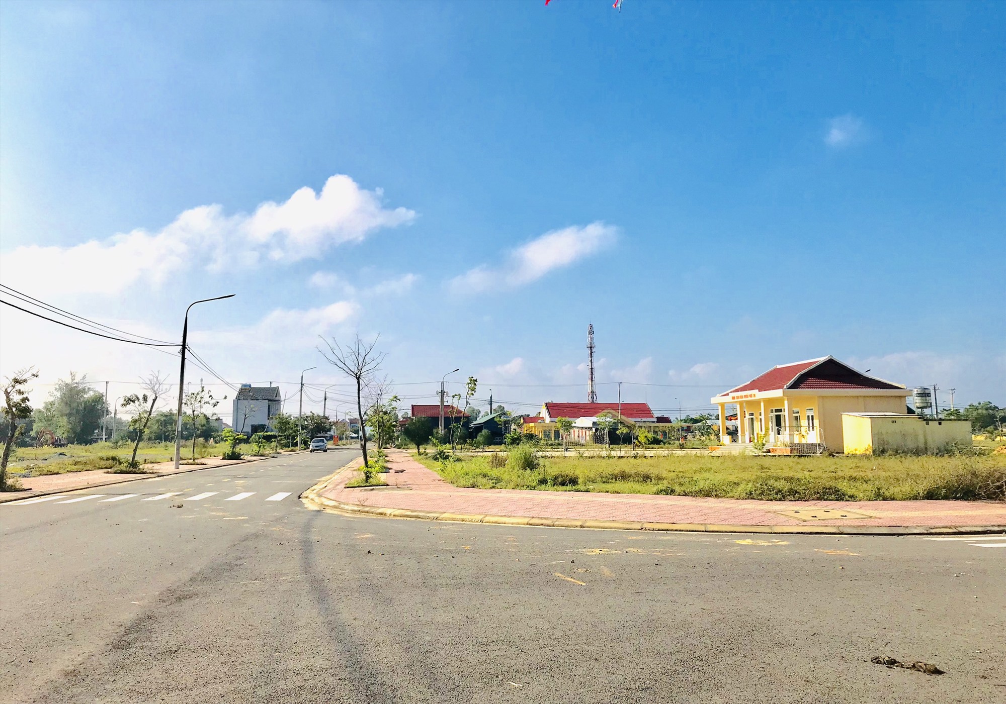 Đất tái định cư có phải nộp tiền sử dụng đất không