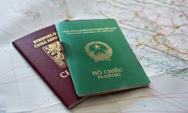 Hộ chiếu còn hạn sử dụng 06 tháng có nhập cảnh được không?
