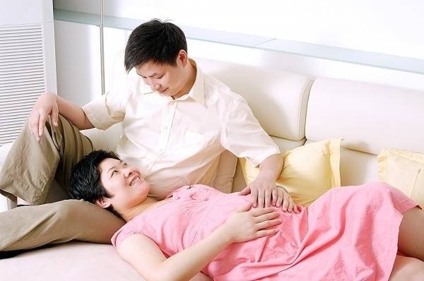 Làm trước thời gian nghỉ thai sản có phải đóng BHXH hay không?
