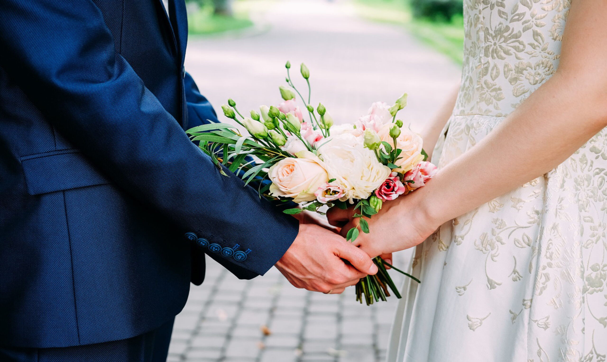 Làm đám cưới mà không đăng ký kết hôn có bị phạt không?