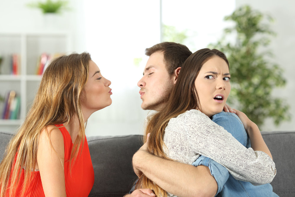 Ngoại tình có thể bị phạt tù đến 3 năm theo quy định mới