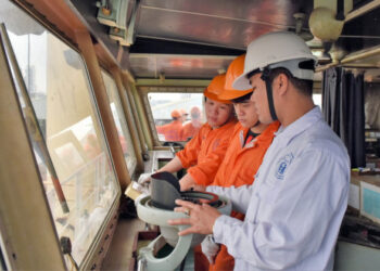 16 tuổi có được làm thuyền viên trên phương tiện đường thủy nội địa không