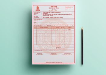 Chữ ký người mua hàng trên hóa đơn GTGT có bắt buộc không?