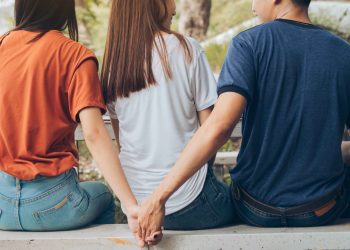 Công an ngoại tình xử lý như thế nào?