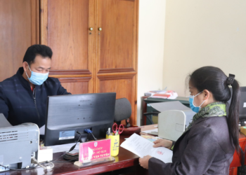 Công chức có được làm cổ đông sáng lập không?