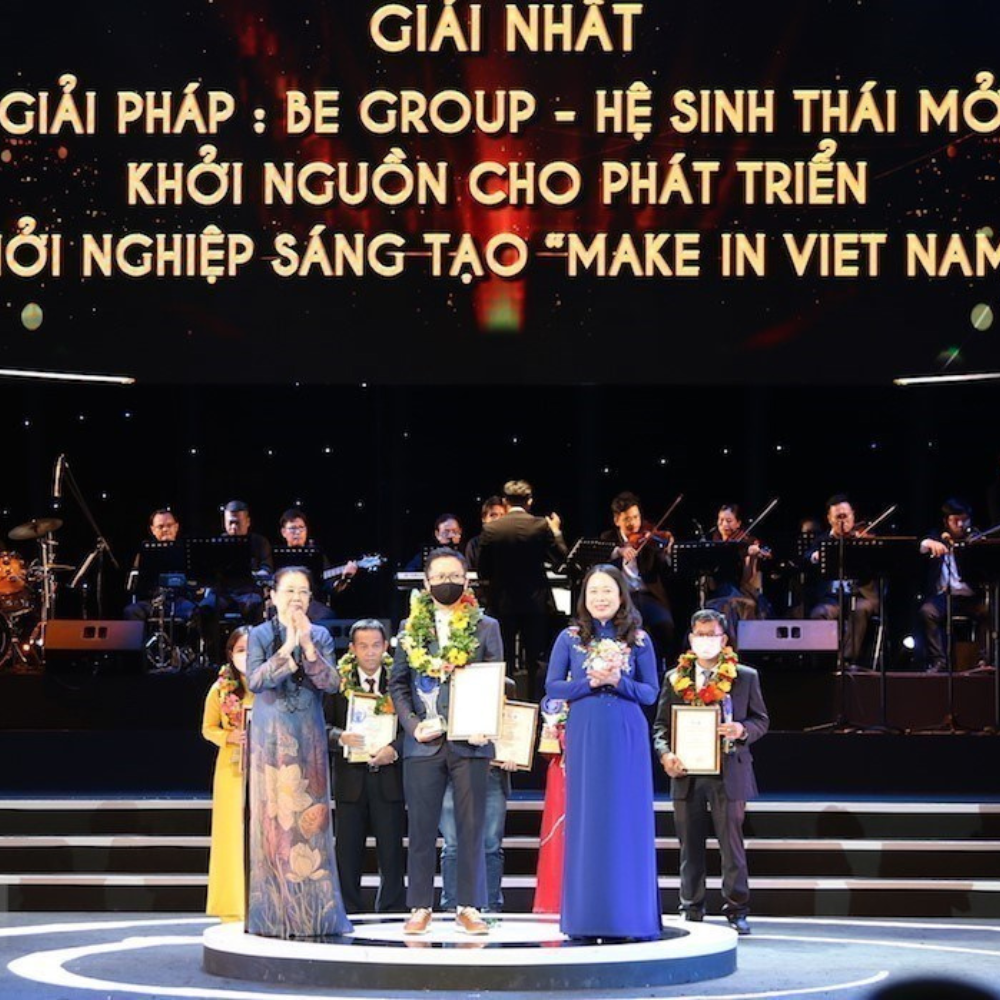 Đặt tặng giải thưởng về khoa học và công nghệ để thu lợi bất hợp pháp sẽ bị xử lý như thế nào?