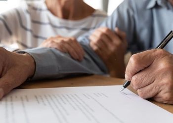 Di chúc bằng văn bản không có người làm chứng có hợp pháp không?