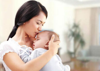 Dì ruột bao nhiêu tuổi được nhận cháu ruột làm con nuôi?