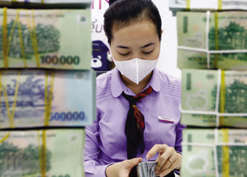Khách hàng chuyển nhầm tiền vào tài khoản công ty xử lý thế nào?