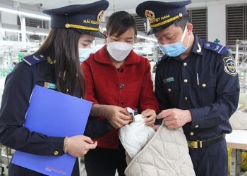 Nhập khẩu văn hóa phẩm không kinh doanh