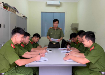 Quyết định tạm giữ của Công an có cần gửi tới Viện kiểm sát hay không?