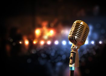 Ủy quyền giấy phép kinh doanh karaoke được hay không?