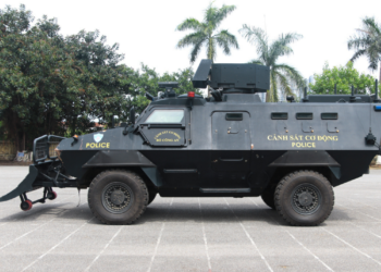 Xe ô tô cảnh sát cơ động có được miễn phí sử dụng đường bộ?