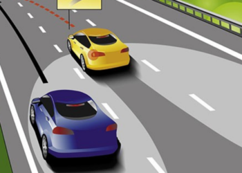 Xin vượt xe phía trước có được bấm còi không?