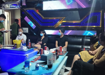 Kinh doanh karaoke quá giờ quy định xử phạt thế nào?