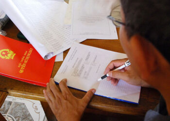 Thủ tục sang tên sổ đỏ khi chồng chết