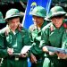 Công an có được sử dụng điện thoại không?