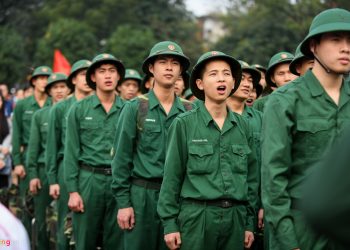 Đi nghĩa vụ quân sự có được về phép không?