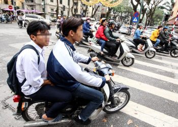 Người từ đủ 14 tuổi đến dưới 16 tuổi vi phạm giao thông xử phạt thế nào?